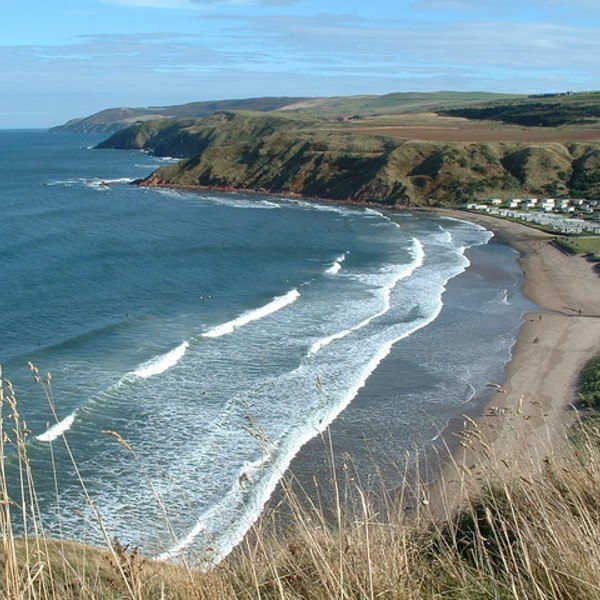 best surfing beaches near edinburgh east lothian scotland