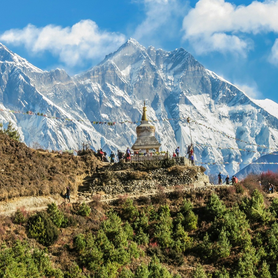 Nepal trekking trail